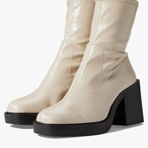 Kenneth Cole Women's Amber Ankle Boot Loafer